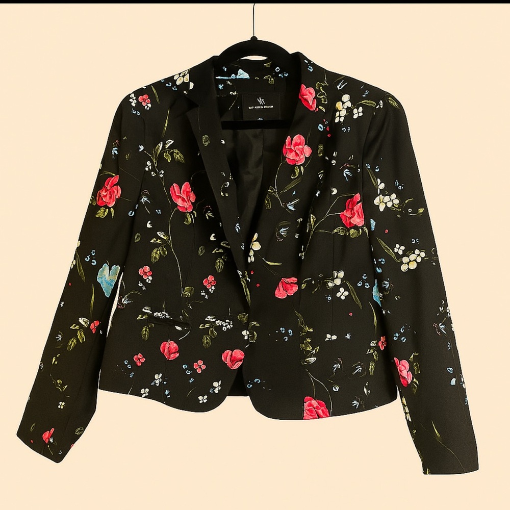 BRAND NEW, never used. Worthington Black and Red Blazer with Floral Design